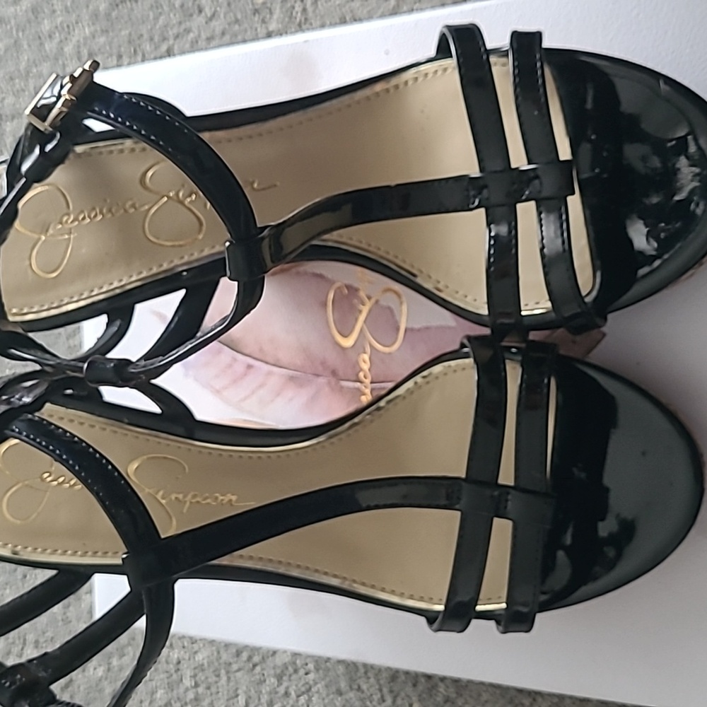 Jessica Simpson Glossy Black Heels